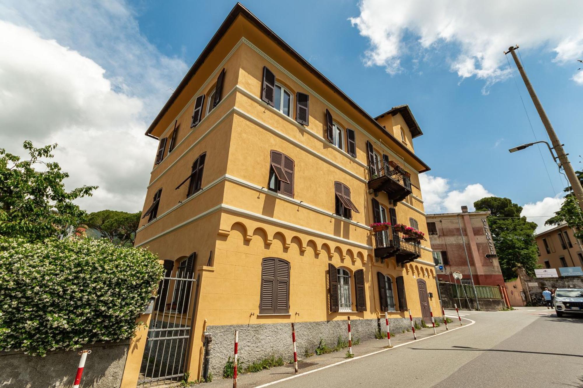 Spacious 3-Bedroom Apartment - 10 Min To City Center & 5 Min To Gaslini Hospital Genova Esterno foto