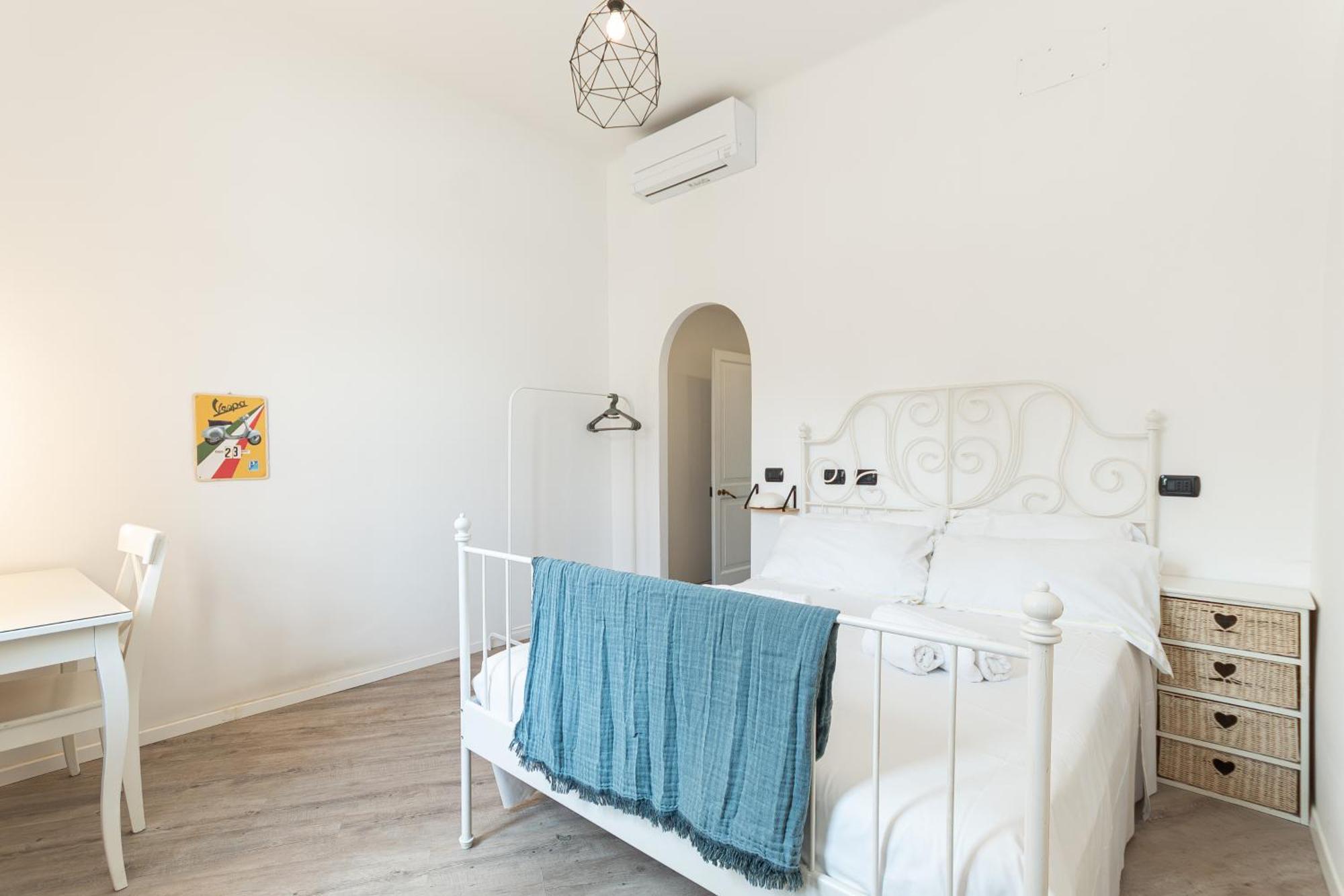 Spacious 3-Bedroom Apartment - 10 Min To City Center & 5 Min To Gaslini Hospital Genova Esterno foto